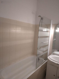 
                                                                                        Location
                                                                                         F2 Metz proche centre et Saulcy