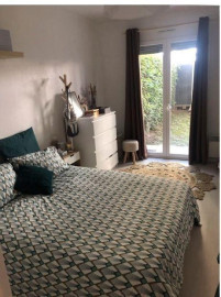 
                                                                                        Location
                                                                                         F2 meublé 49m² avec jardin clos et arboré