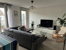 
                                                                                        Location
                                                                                         F2 meublé 56 m² – balcon filant, parking, RER  B