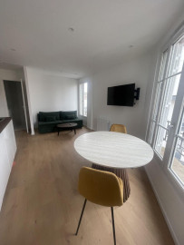 
                                                                                        Location
                                                                                         F2 meuble