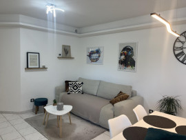 
                                                                                        Location
                                                                                         F2 meublé design