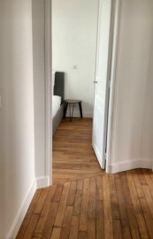 
                                                                                        Location
                                                                                         F2 meublé et rénové