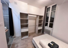 
                                                                                        Location
                                                                                         F2 Meublé refait à neuf Rue Servient