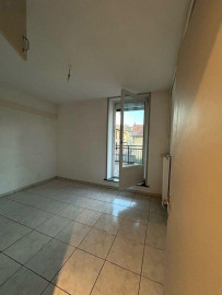 
                                                                                        Location
                                                                                         F2 Nancy centre