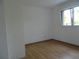 
                                                                                        Location
                                                                                         F2 Quartier Sainte Therese