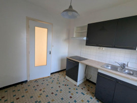 
                                                                                        Location
                                                                                         F2 refait neuf, Caluire Vassieux, belle vue