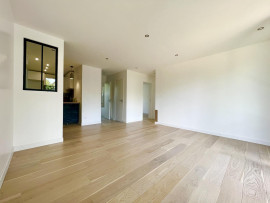 
                                                                                        Location
                                                                                         F3 60m2 calme et refait à neuf