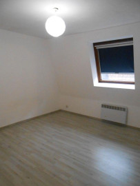
                                                                                        Location
                                                                                         F3 Duplex, du charme, tout confort, métro et fac