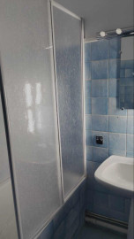 
                                                                                        Location
                                                                                         F4 Bis 65 m² avec Cuisine et WC séparés 1er étage