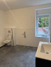 
                                                                                        Location
                                                                                         F4 en duplex - Entièrement rénové