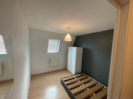 
                                                                                        Location
                                                                                         Fac De Droit Lille et Lycée Baggio