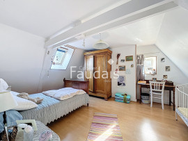 
                                                                                        Vente
                                                                                         FALAISE - ancien moulin - 175m2 entièrement rénové