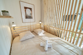 
                                                                                        Location
                                                                                         Fantastic apartement terrace Gratte Ciel (loyer tout inclus)