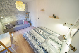 
                                                                                        Location
                                                                                         Fantastic apartement terrace Gratte Ciel (loyer tout inclus)