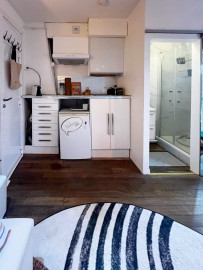 Location
Fantastic Studio fonctionnel et lumineux - un quartier dynamique proche du métro Alexandre Dumas (loyer tout inclus)