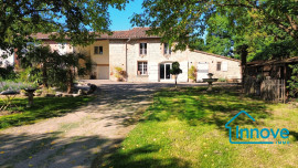 
                                                                                        Vente
                                                                                         Ferme de style toulousaine à Grenade