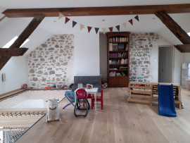 Vente
Fermette sur 7.000m² avec vue imprenable et pisci