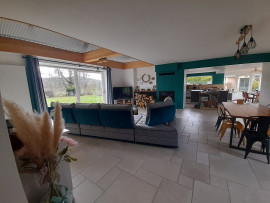Vente
Fermette sur 7.000m² avec vue imprenable et pisci