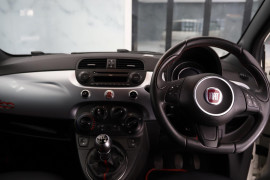 
                                                                                        Voiture
                                                                                         Fiat 500 1.2 S Euro 6 (s/s) 3dr