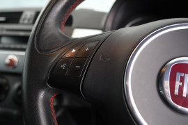 
                                                                                        Voiture
                                                                                         Fiat 500 1.2 S Euro 6 (s/s) 3dr