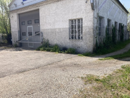 
                                                                                        Vente
                                                                                         fond de commerce + matériel garage automobile