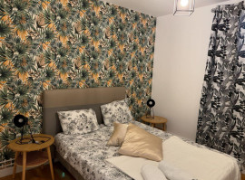 
                                                                                        Location
                                                                                         Fontaine superbe T3 meublé/tout équipé/bien situé