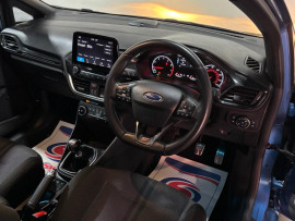 
                                                                                        Voiture
                                                                                         Ford Fiesta 1.5T EcoBoost ST-2 Hatchback 3dr Petrol Manual Euro 6 (s/s) (200 ps)