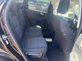 
                                                                                        Voiture
                                                                                         Ford Kuga 1.5 EcoBlue Zetec SUV 5dr Diesel Manual Euro 6 (s/s) (120 ps)