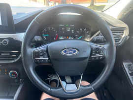 
                                                                                        Voiture
                                                                                         Ford Kuga 1.5 EcoBlue Zetec SUV 5dr Diesel Manual Euro 6 (s/s) (120 ps)