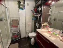 
                                                                                        Location
                                                                                         Fully furnished Flat (T3) in front train station