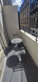 
                                                                                        Location
                                                                                         GRAND 2 PIECES +BALCON