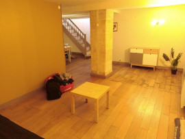 
                                                                                        Location
                                                                                         Grand 2P 58m² meublé et atypique