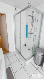 
                                                                                        Vente
                                                                                         Grand 3 pièces de 88 m² avec garage et ascenseur