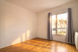 
                                                                                        Vente
                                                                                         Grand 3 pièces- Hyper centre - Cachan -