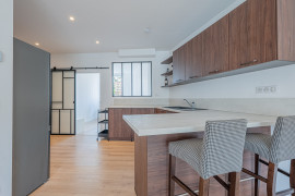 Vente
Grand 4 pièces en centre ville - idéal pour une vie tout à pied