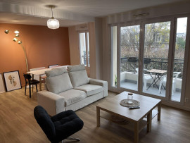 
                                                                                        Location
                                                                                         Grand Appartement centre-ville