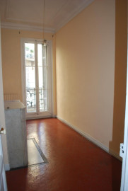 
                                                                                        Location
                                                                                         Grand Appartement Haussmannien de plus de 200m2