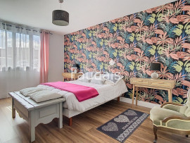 Vente
GRAND APPARTEMENT T3 RENOVE