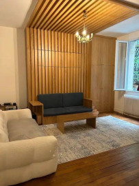 
                                                                                        Location
                                                                                         Grand et beau studio 38 m² proche Tour Eiffel