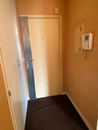 Location
Grand et chaleureux appartement à Montrouge (loyer tout inclus)