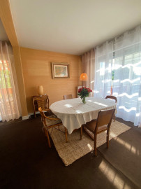 Location
Grand et chaleureux appartement à Montrouge (loyer tout inclus)
