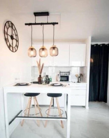 
                                                                                        Location
                                                                                         Grand F1 35m² meublé Évry refait à neuf
