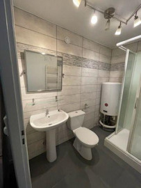 
                                                                                        Location
                                                                                         Grand F1 meublé 39 m²