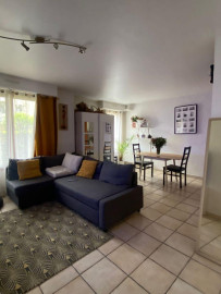 
                                                                                        Location
                                                                                         Grand f2 60 m2