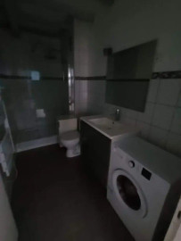 
                                                                                        Location
                                                                                         Grand F5 meublé 93m² en duplex, refait à neuf