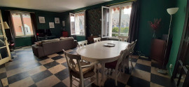 
                                                                                        Location
                                                                                         Grand meublé 85m² en plein centre Dieppe