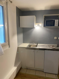 
                                                                                        Location
                                                                                         Grand studio 36 m 2
