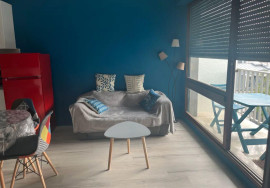 
                                                                                        Location
                                                                                         Grand studio 37 m2 proche Marcadet Poissonniers