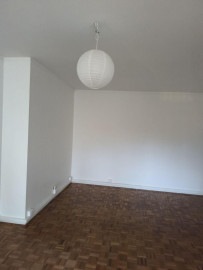 
                                                                                        Location
                                                                                         Grand studio