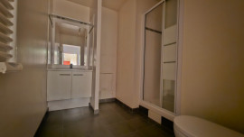 
                                                                                        Vente
                                                                                         GRAND STUDIO